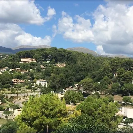 Alojamento de Acomodação e Pequeno-almoço In Nice